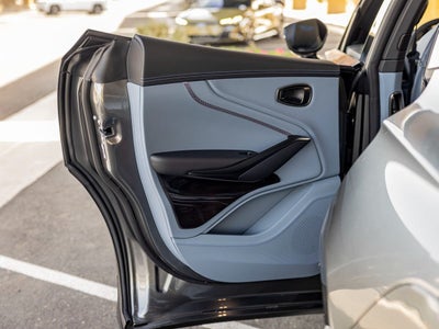 2025 Aston Martin DBX 707