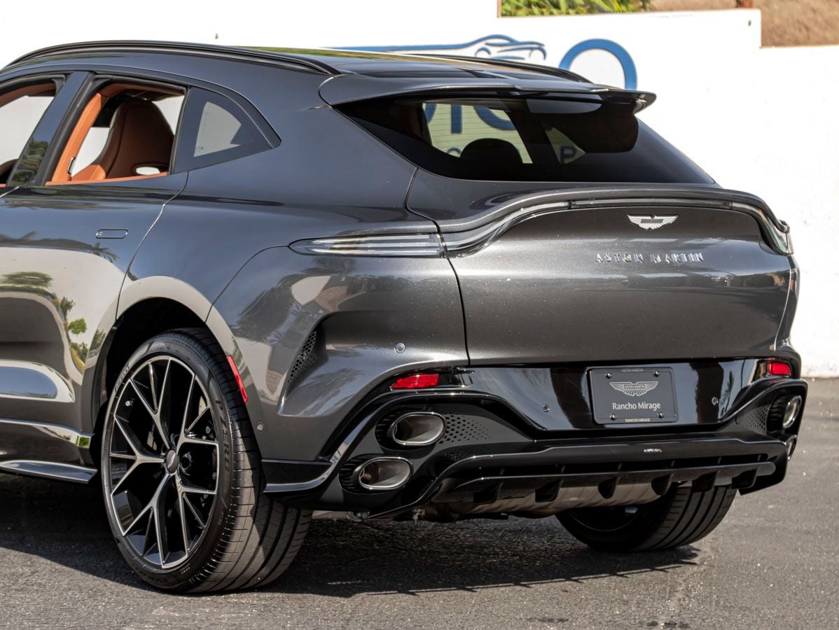 2026 Aston Martin DBX S