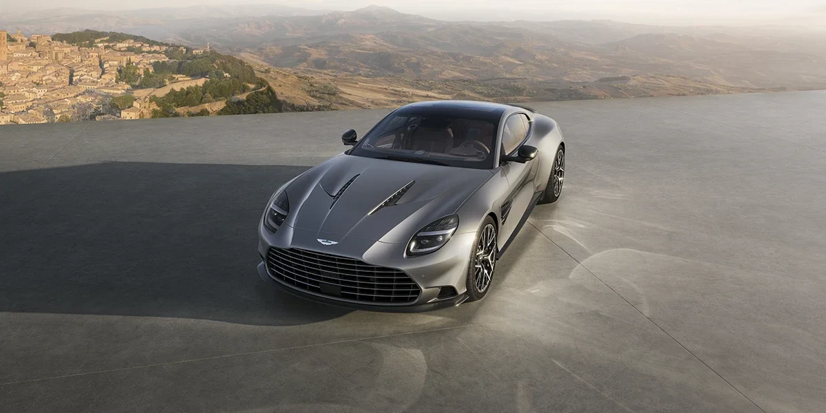 Front three-quarter view of the Aston Martin Vanquish 25th Anniversary Edition.