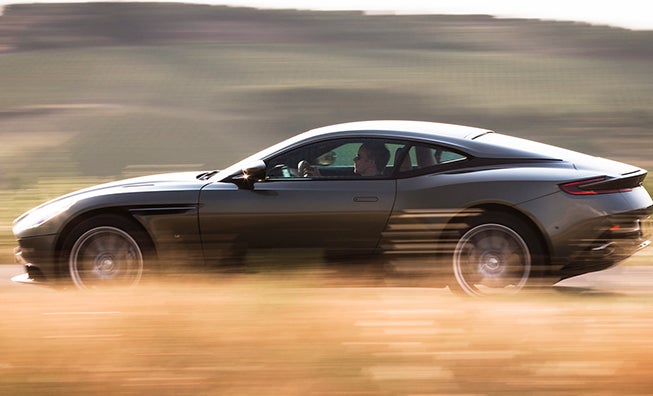 New Aston Martin Vantage Roadster in Rancho Mirage CA