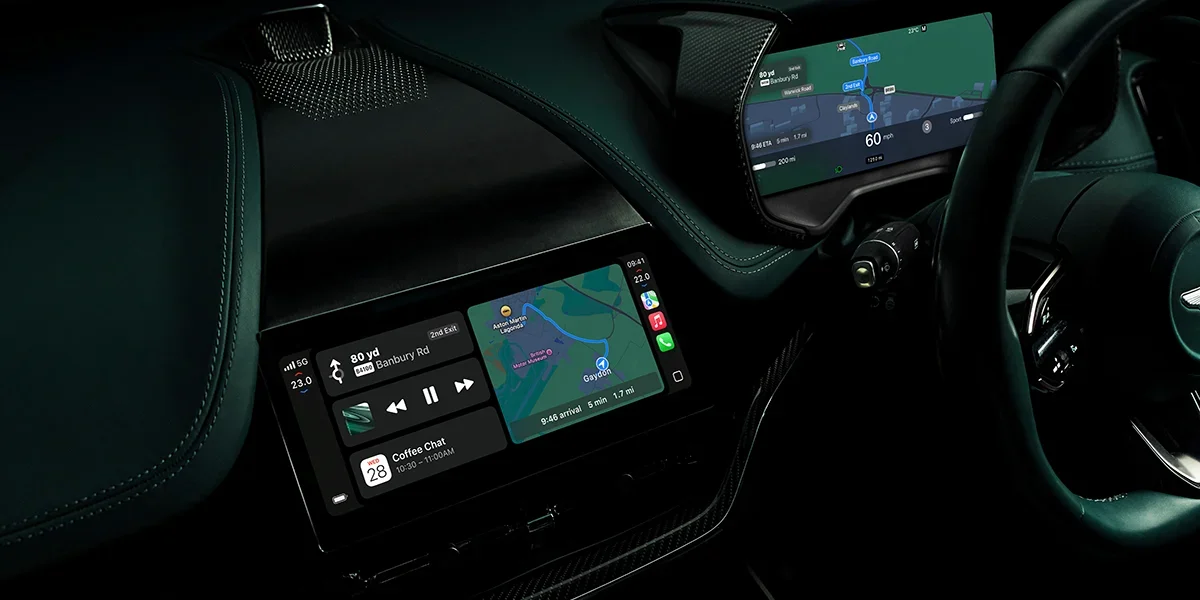 Car Play ultra cluster